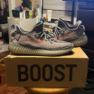 Yeezy boost 350 V2